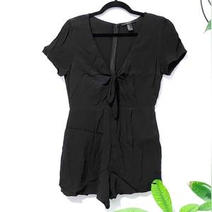 {Forever 21} Tie Keyhole Crepe Romper